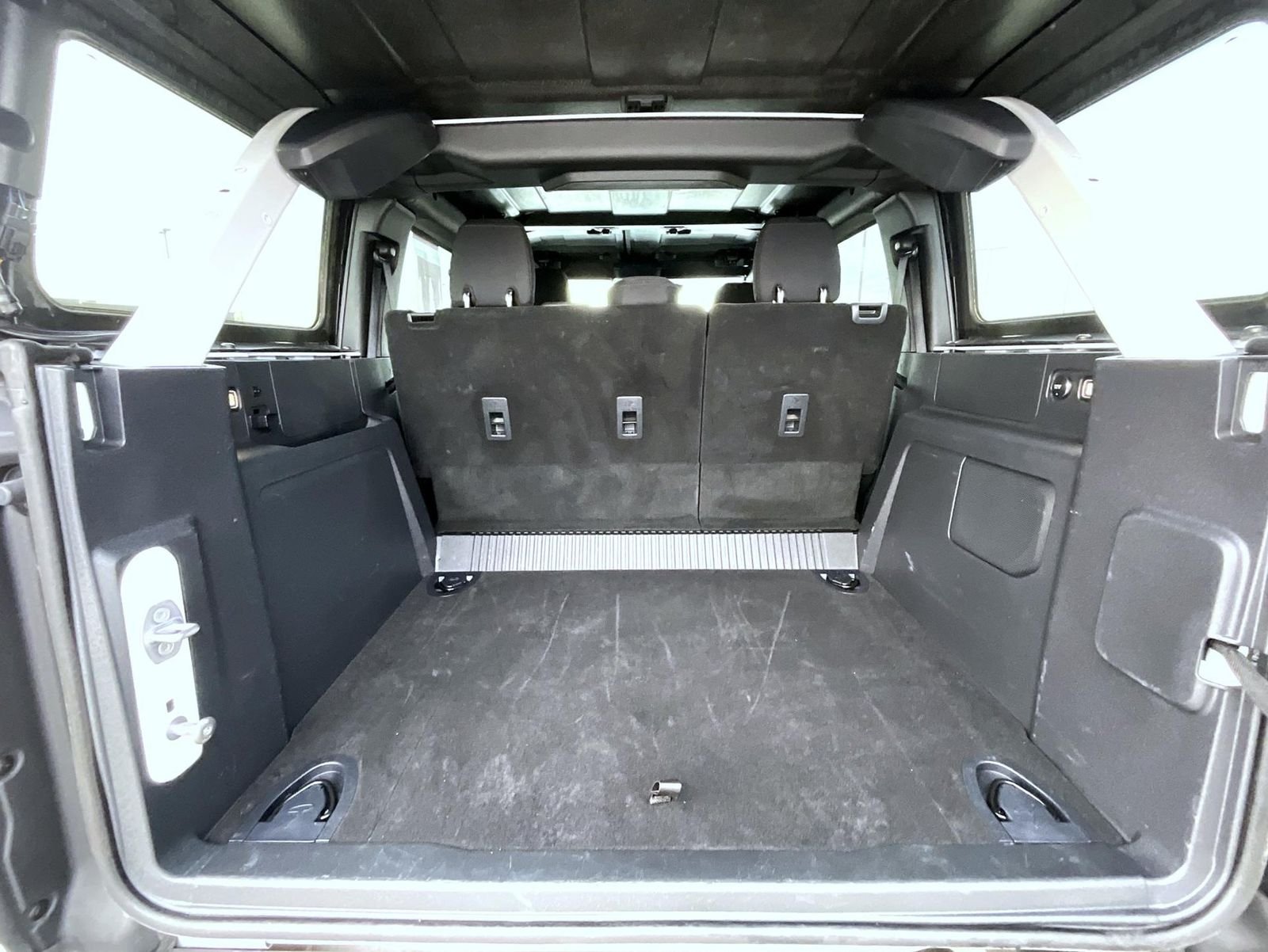 Used 2025 White Ford Big Bend image 23