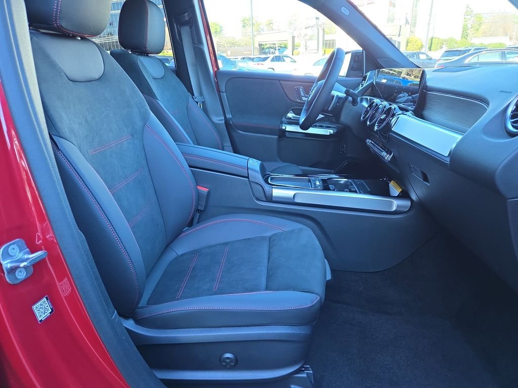 2026 Mercedes-Benz GLB GLB 250 - Photo 16
