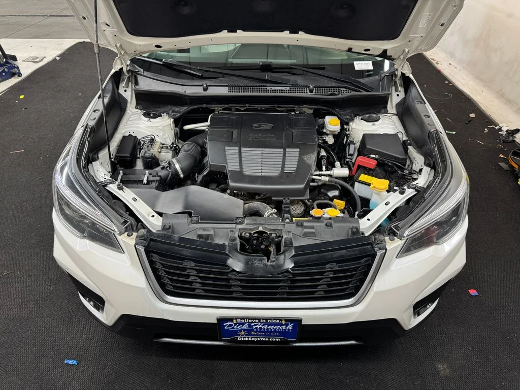 Used 2021 White Subaru Base image 11