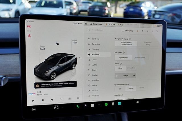 Used 2023  Tesla Long Range image 25