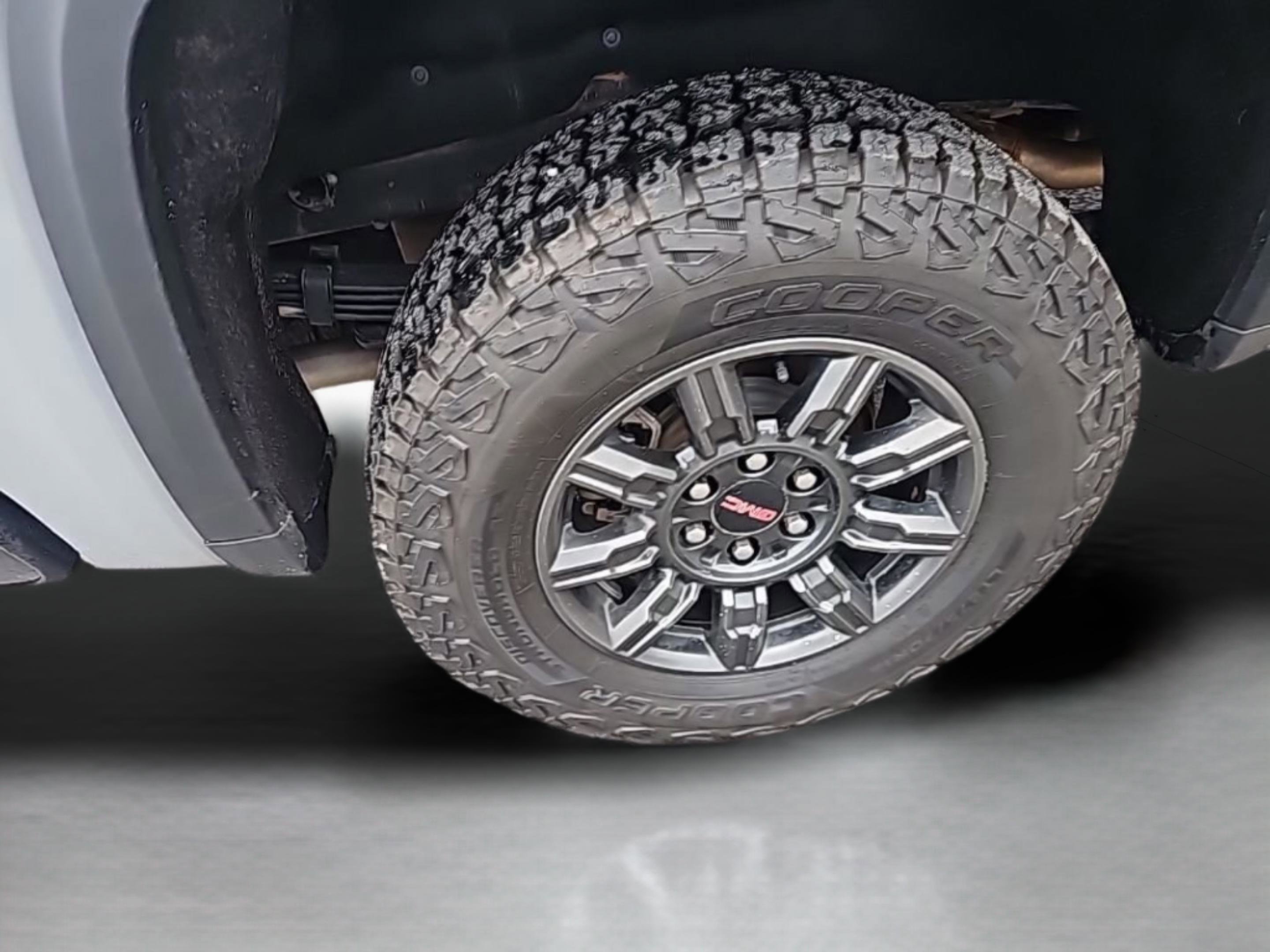2024 GMC Sierra 1500 AT4X - Photo 47