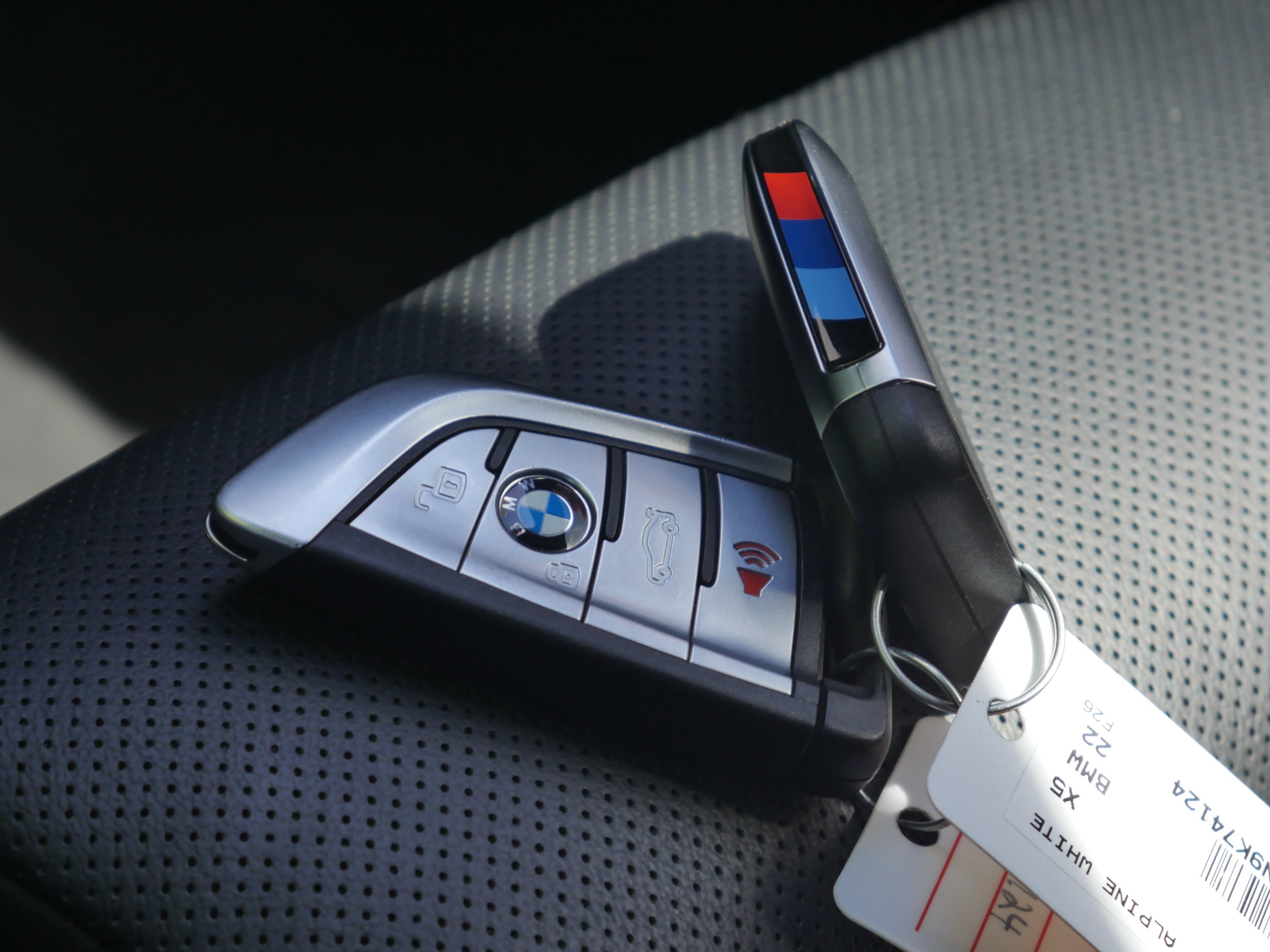 Used 2022 Alpine White BMW xDrive40i image 35