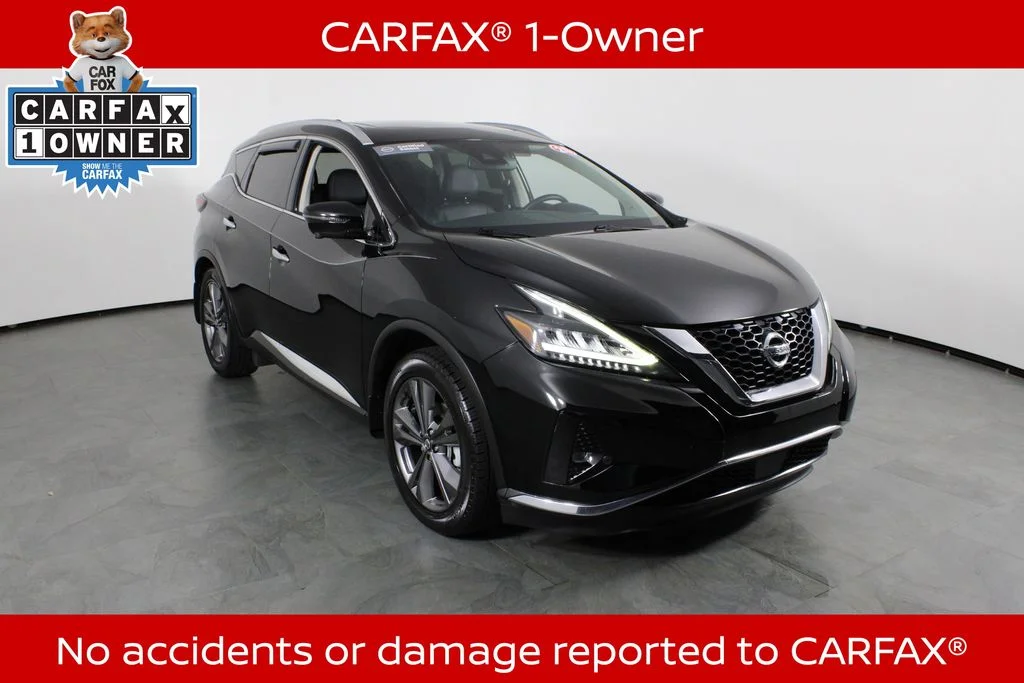 Certified Used 2020 Black Nissan Platinum image 5