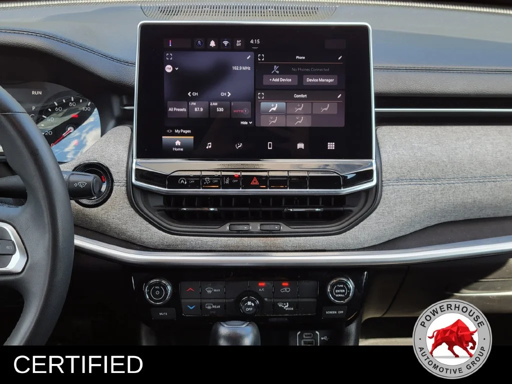 Used 2024 White Jeep Latitude image 22