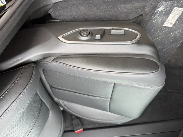 New 2026 Black Jeep Limited Altitude image 13