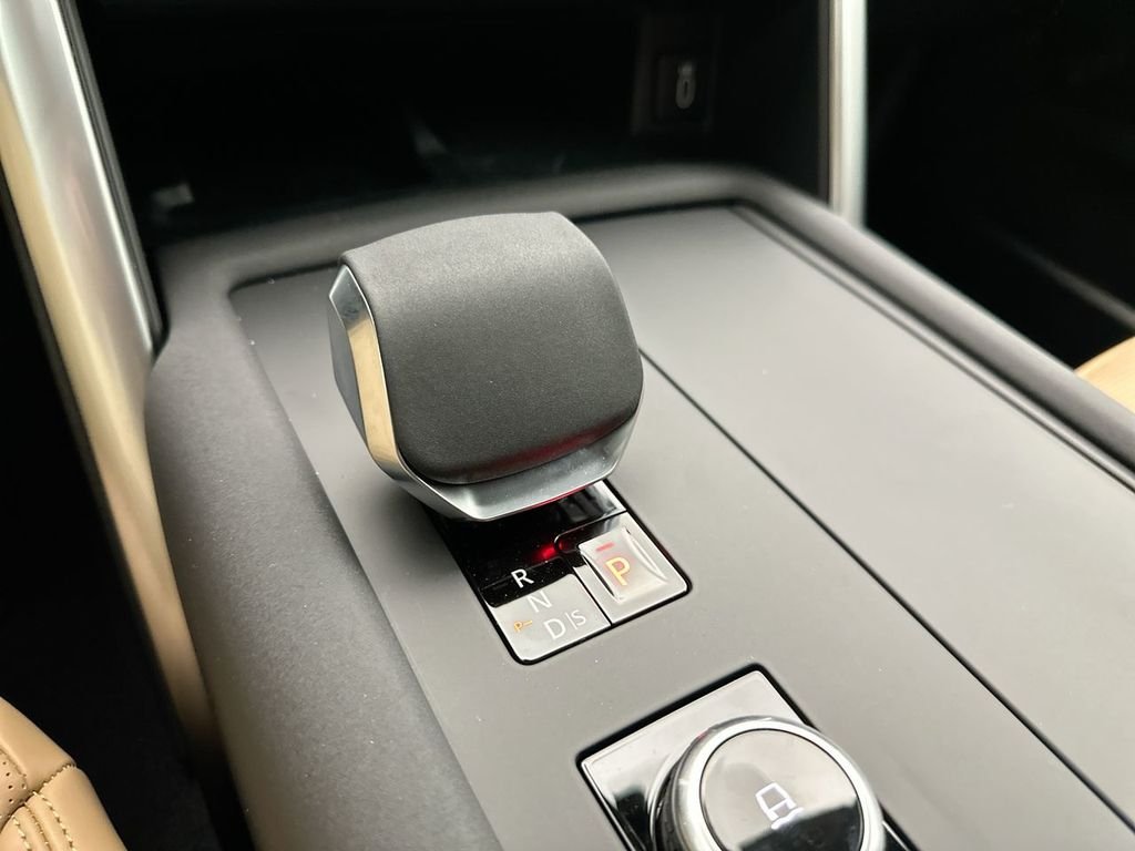 New 2026 Eiger Grey Land Rover Gemini Edition image 20