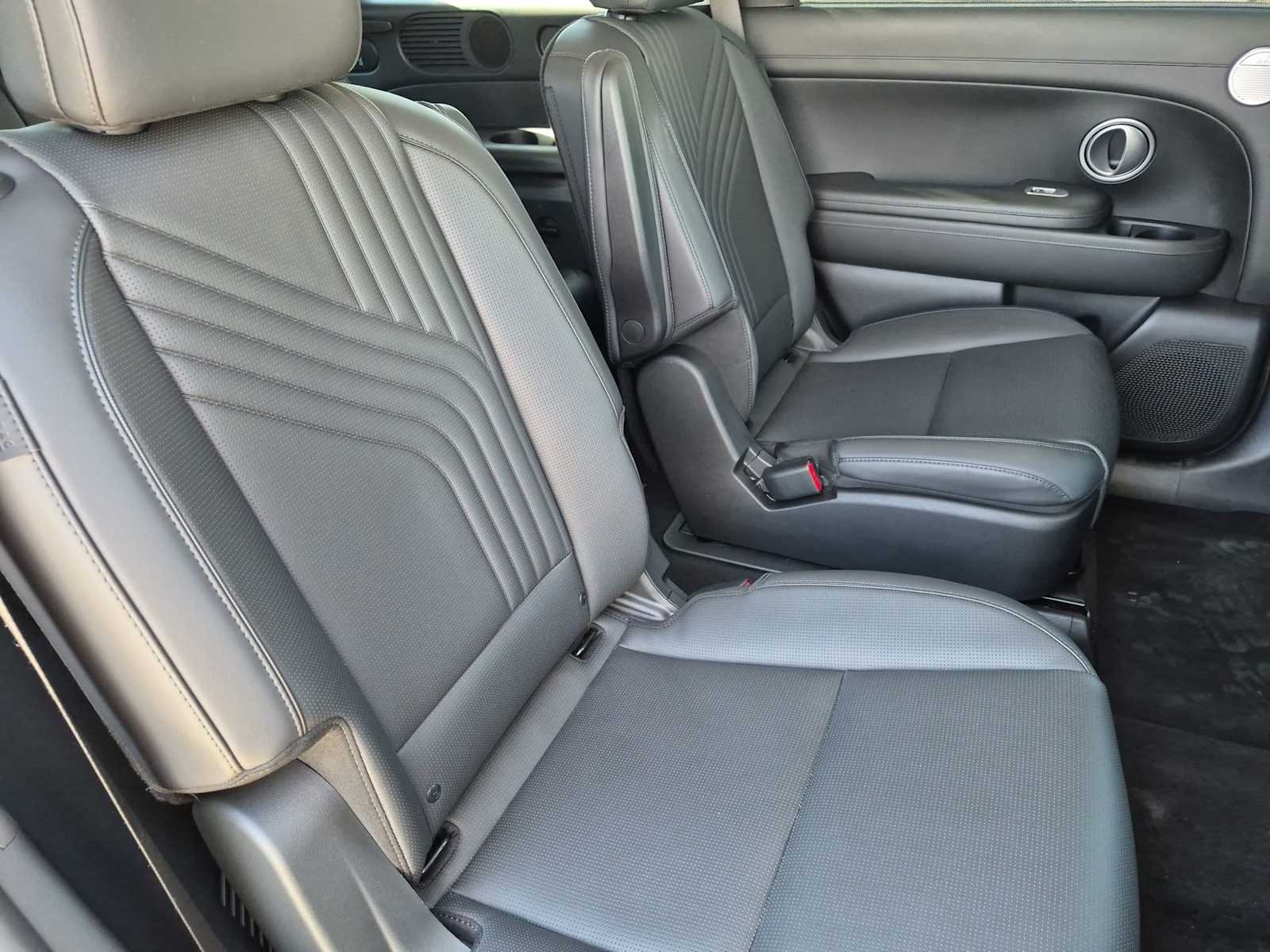 Certified Used 2026 Ecotronic Gray Pearl Hyundai SEL 7P image 20