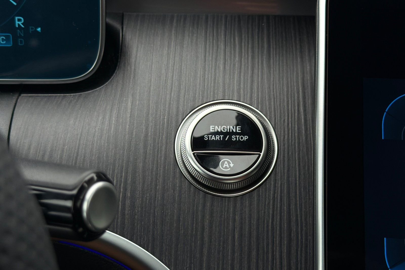 New 2026 Polar White Mercedes-Benz CLE 300 image 21