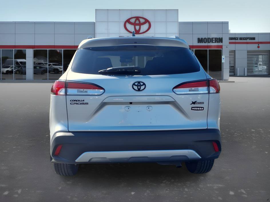 Certified Used 2025 Silver Toyota LE image 4