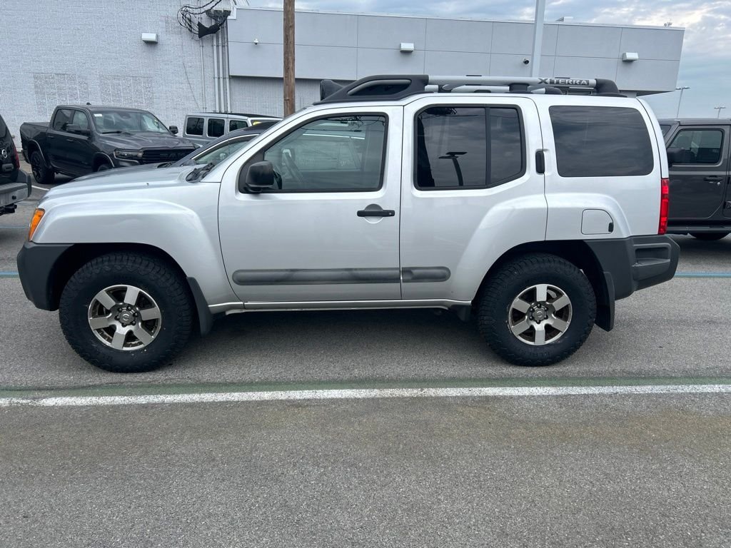 Used 2012 Silver Nissan PRO-4X image 7