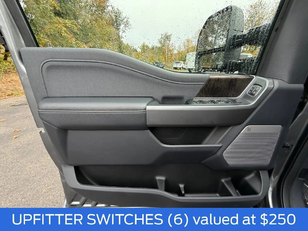 New 2027 Carbonized Gray Metallic Ford F-350® Lariat® image 12