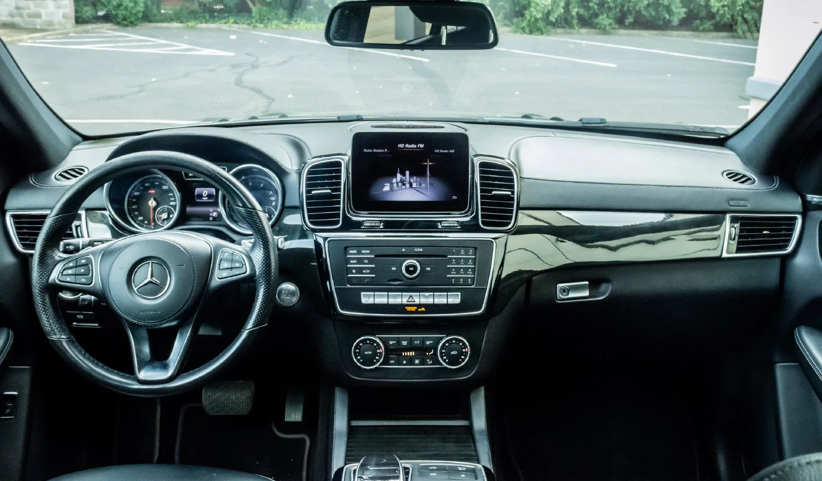 Used 2019 Gray Mercedes-Benz GLS 450 image 15