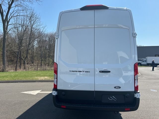 New 2026 White Ford Base image 6