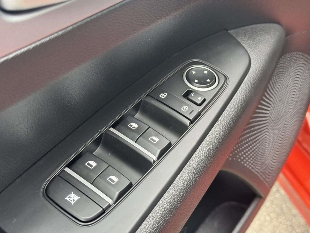 Used 2023 Red Kia LXS image 15