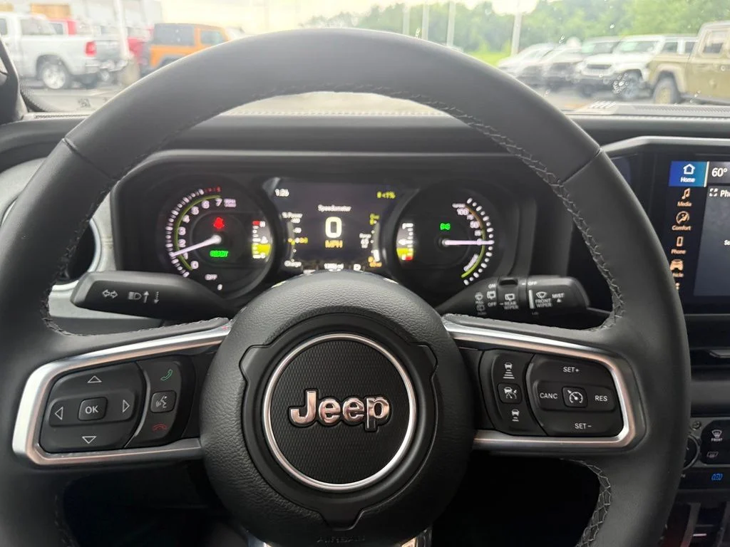 Used 2025 Black Jeep Sahara 4xe image 21