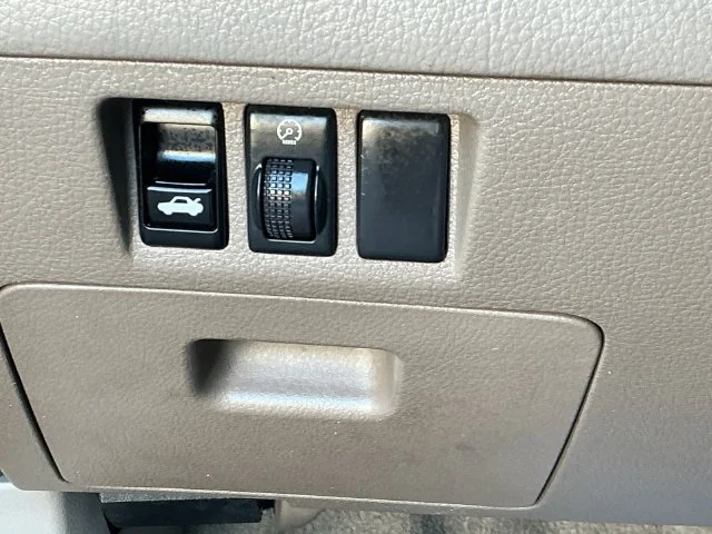 Used 2006  Nissan 2.5 S image 18