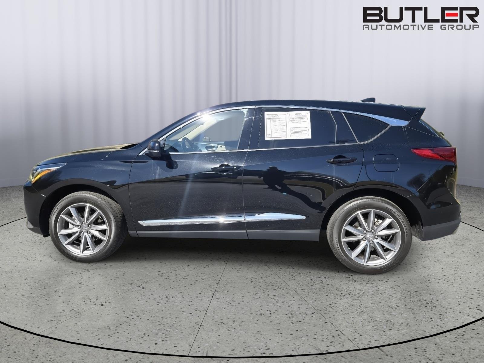 Used 2023 Majestic Black Pearl Acura w/Tech image 7