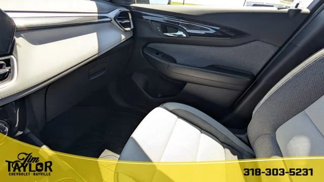 New 2026 Summit White Chevrolet LT image 22