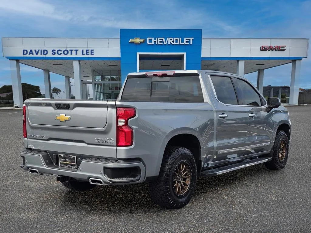 Used 2025 Sterling Gray Metallic Chevrolet High Country image 10