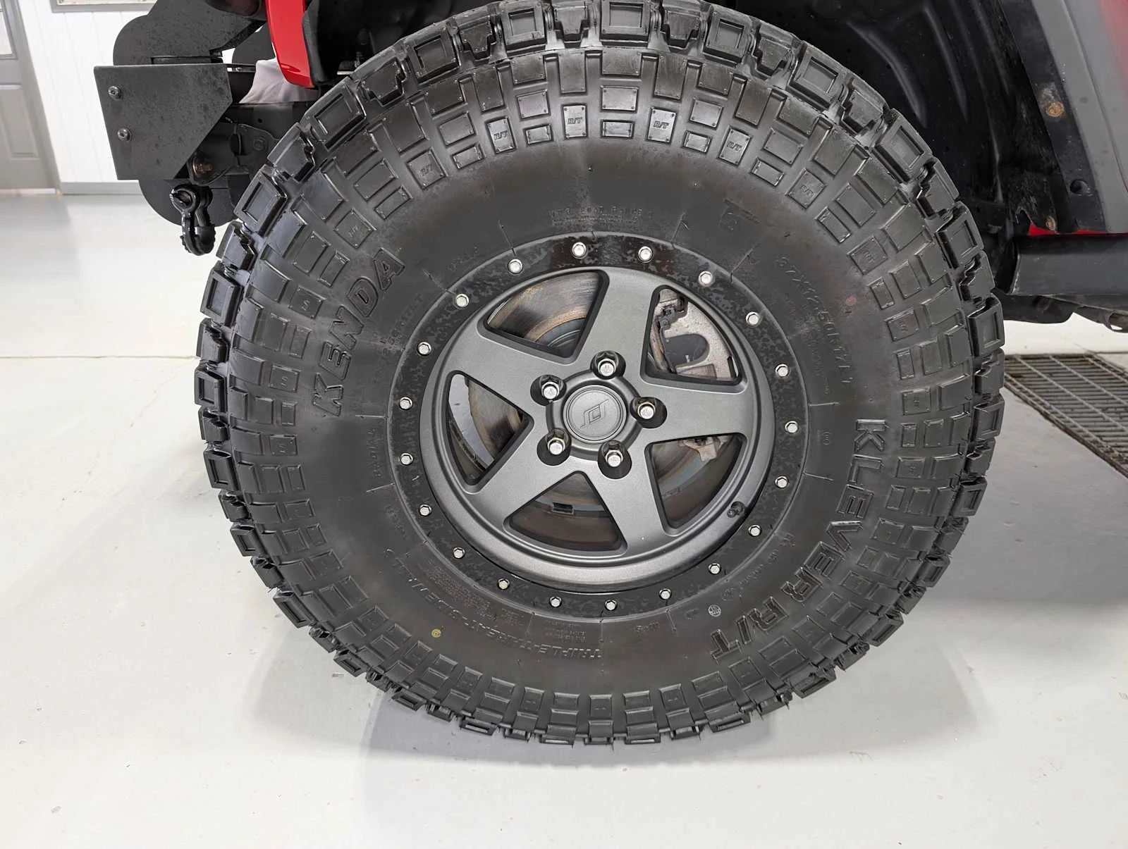 Used 2020 Firecracker Red Clearcoat Jeep Rubicon image 3
