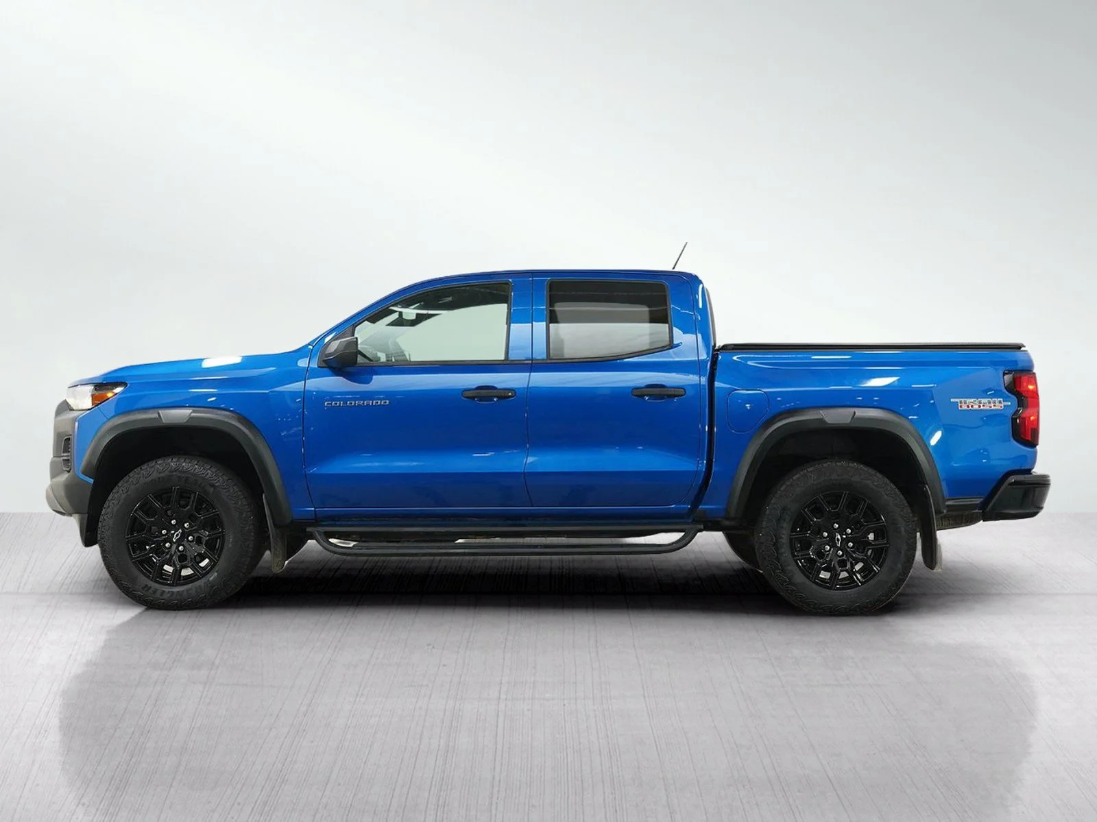 Used 2024 Glacier Blue Metallic Chevrolet Trail Boss image 2