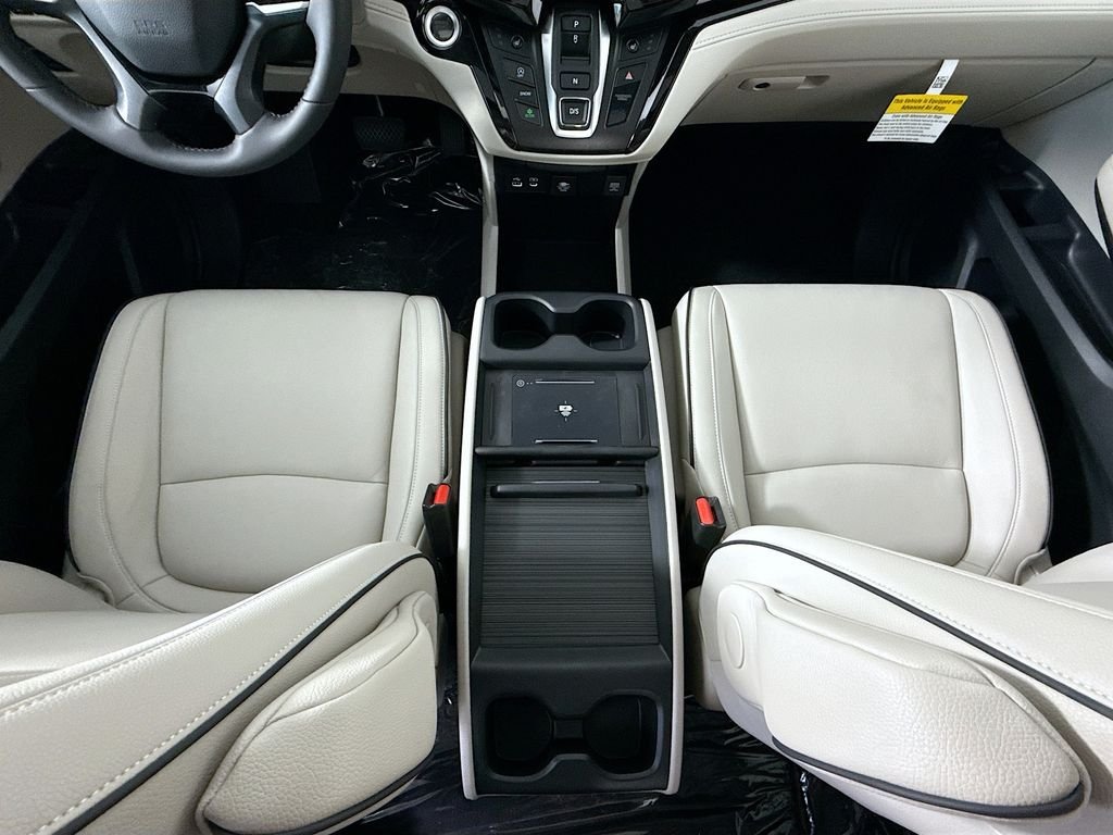 New 2026 Modern Steel Metallic Honda Touring image 17