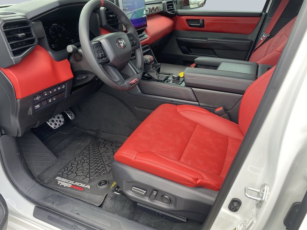 2025 Toyota Sequoia TRD Pro - Photo 10