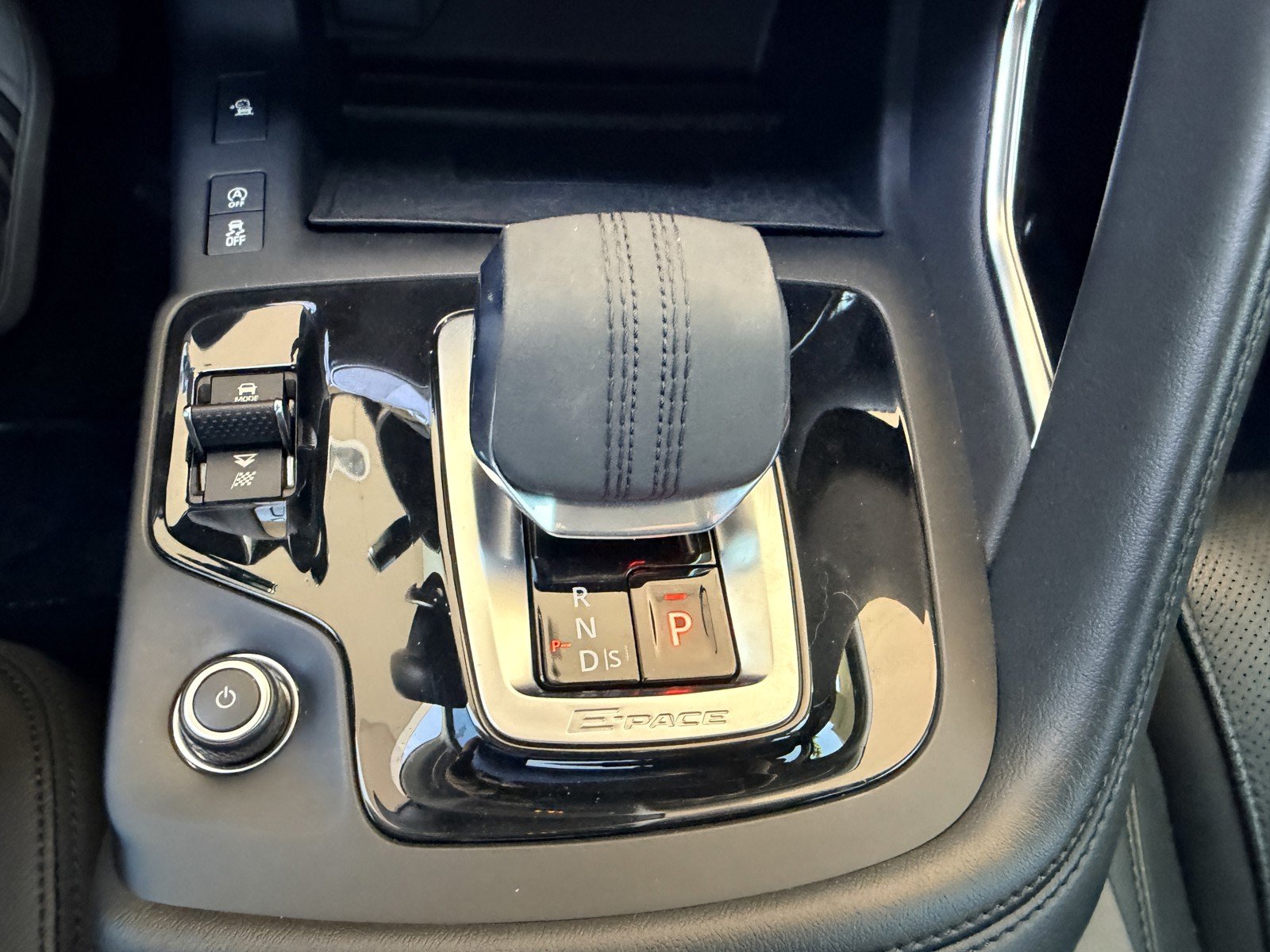 Used 2021 Gray Jaguar P250 SE image 13