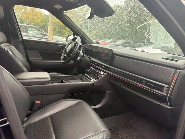 Used 2024 Phantom Black Hyundai Calligraphy image 11