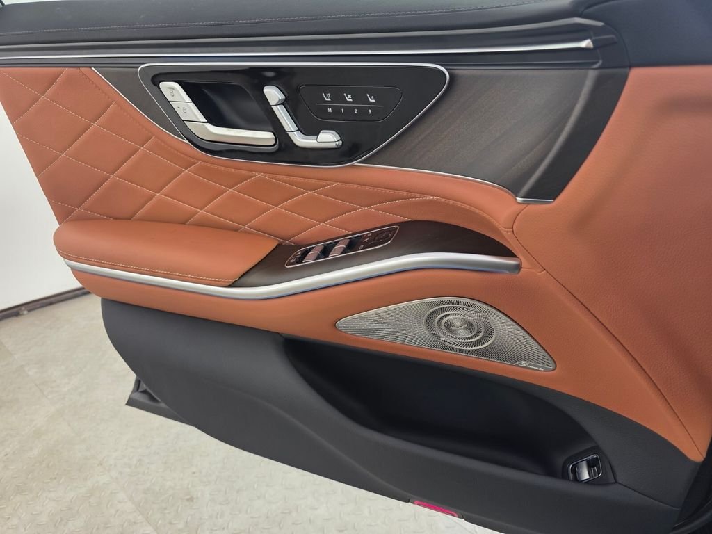 New 2027 Black Mercedes-Benz S 580 image 18