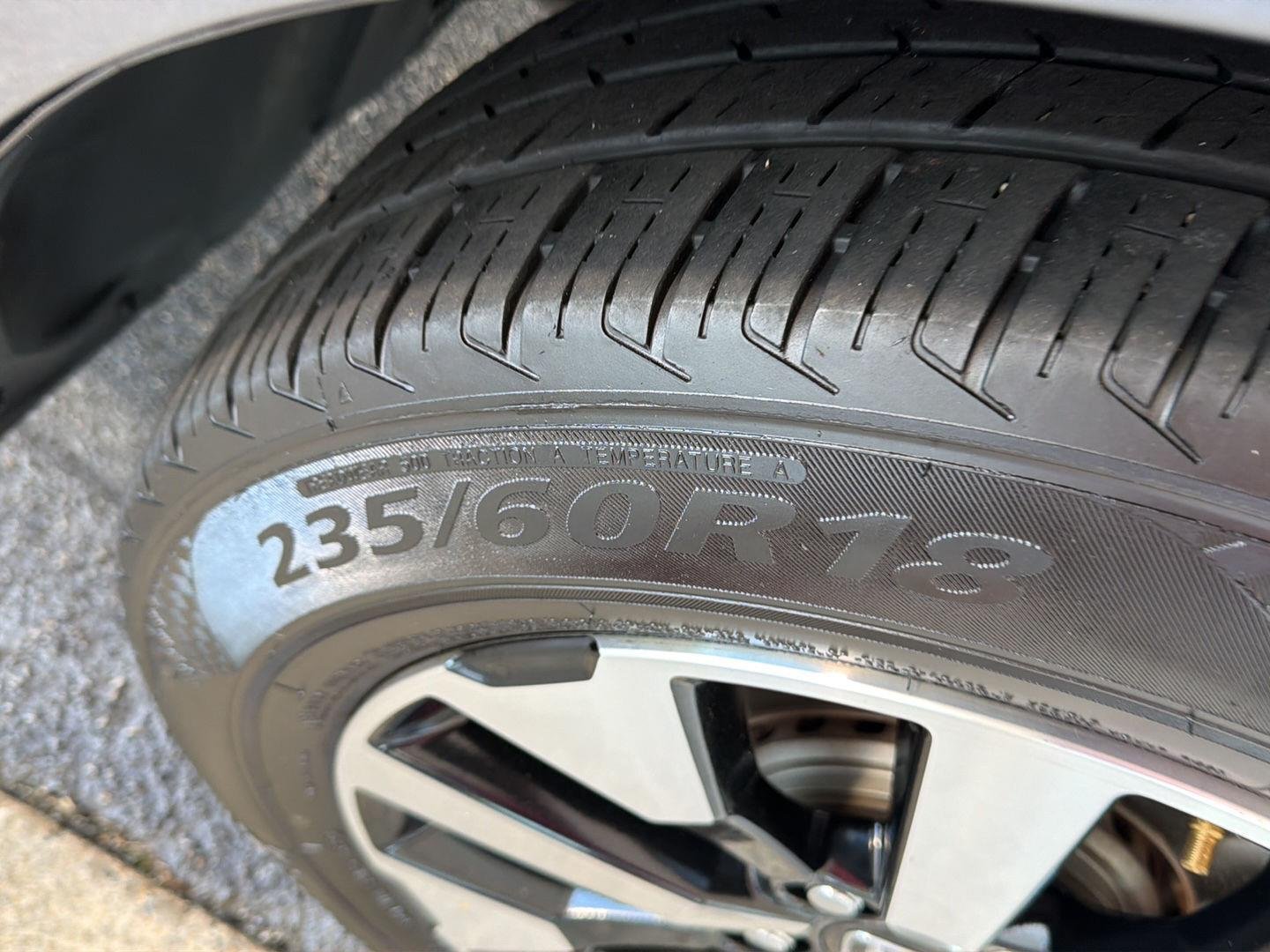Used 2025  Honda EX-L image 39