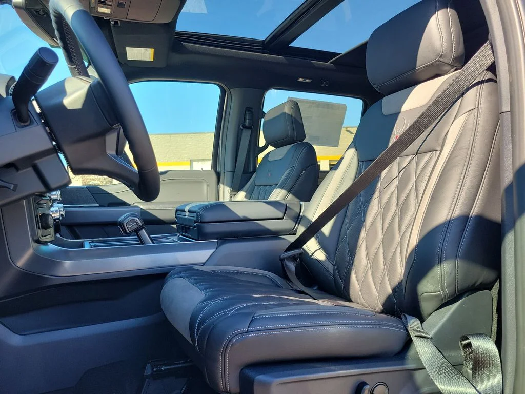 New 2026 Carbonized Gray Metallic Ford XLT image 16