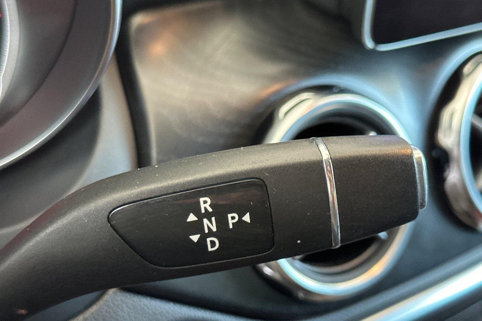 Used 2019 Polar White Mercedes-Benz 250 image 25
