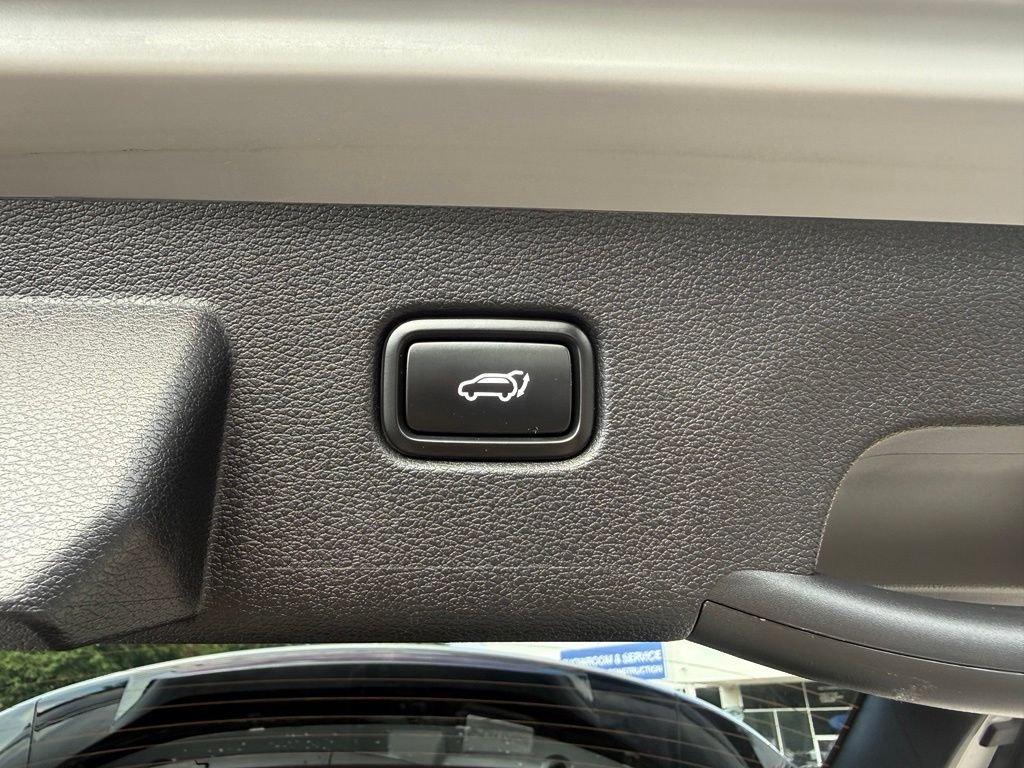 Used 2026 Gray Kia X-Line image 29