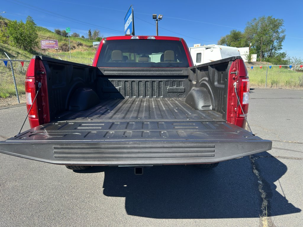 Used 2018 Red Ford XLT image 6