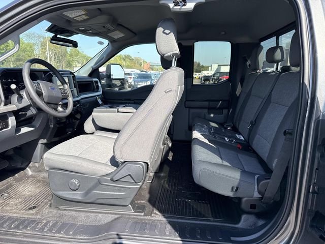 New 2026 Gray Ford XL image 5