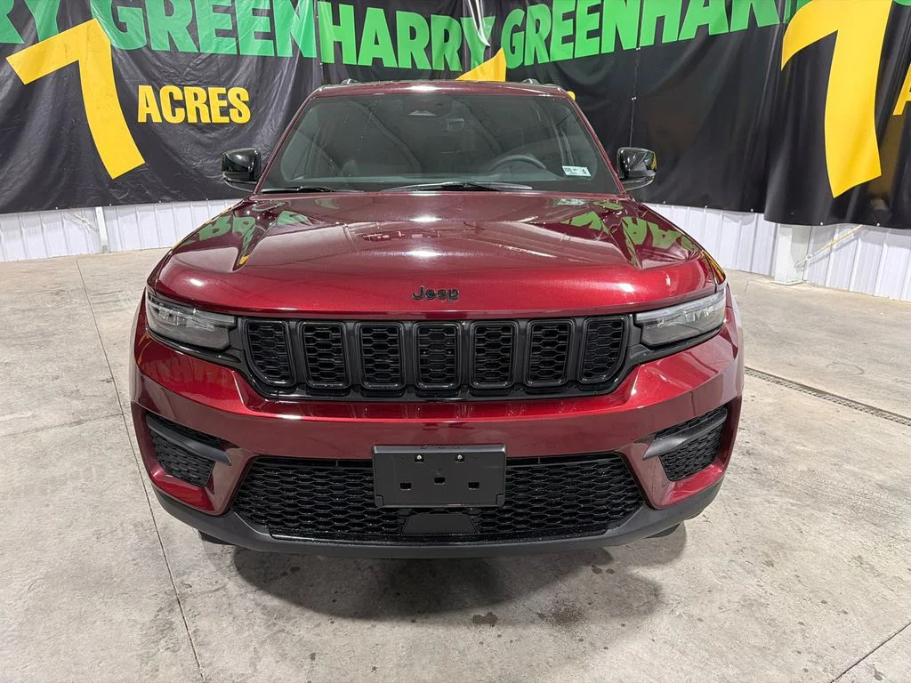 Certified Used 2025 Velvet Red Pearlcoat Jeep Altitude image 12
