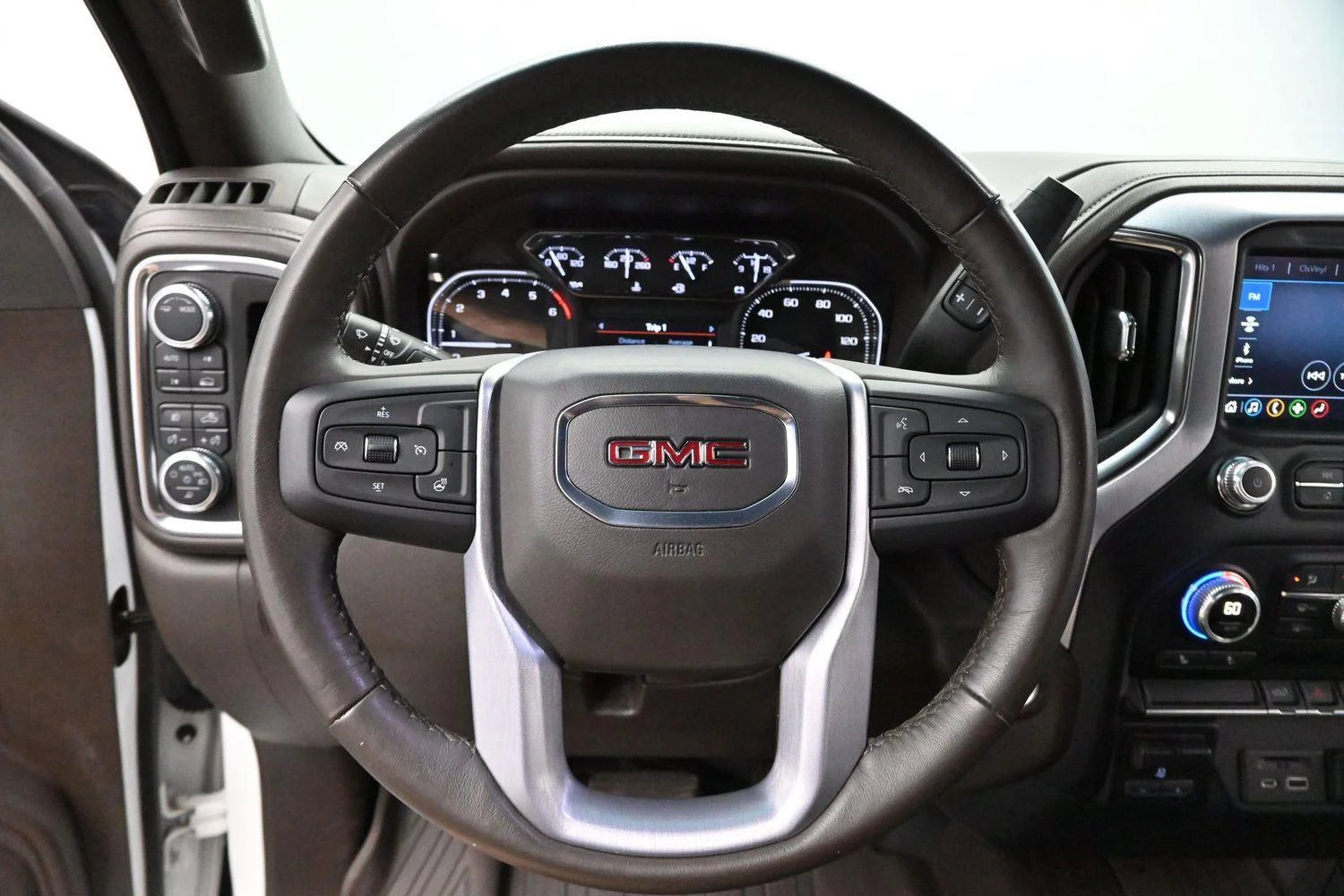 Used 2022 Summit White GMC SLT image 15