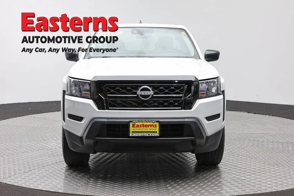 Used 2022 White Nissan S image 2