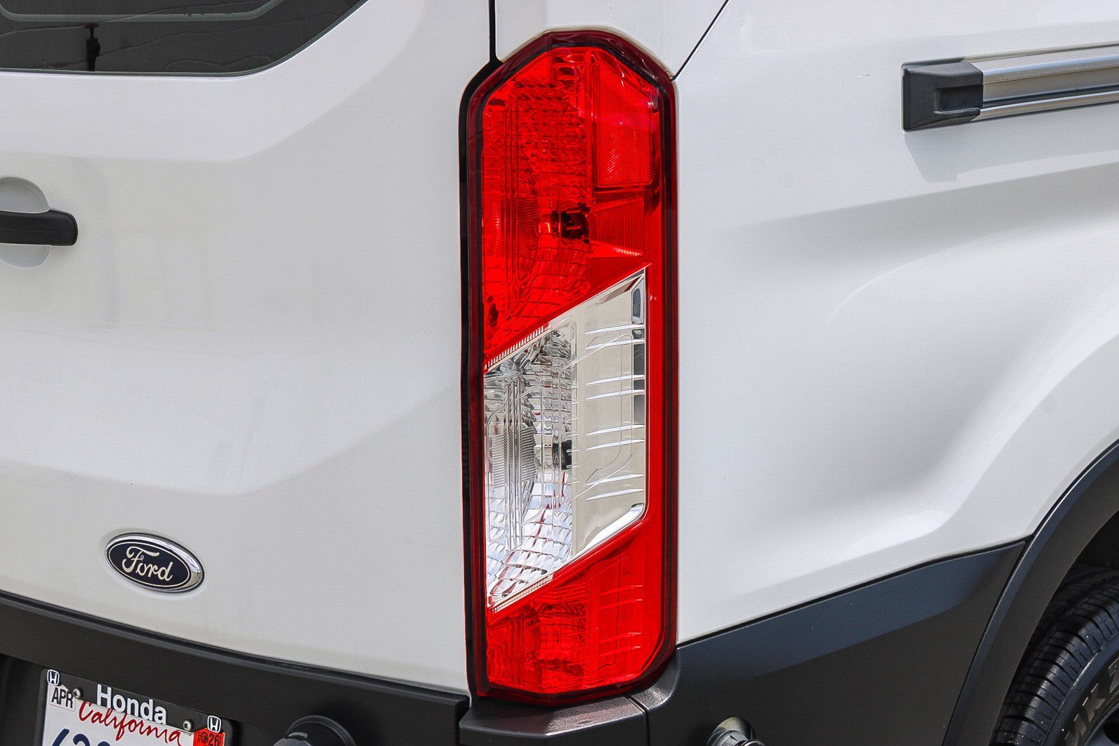 Used 2019 Oxford White Ford Base image 9
