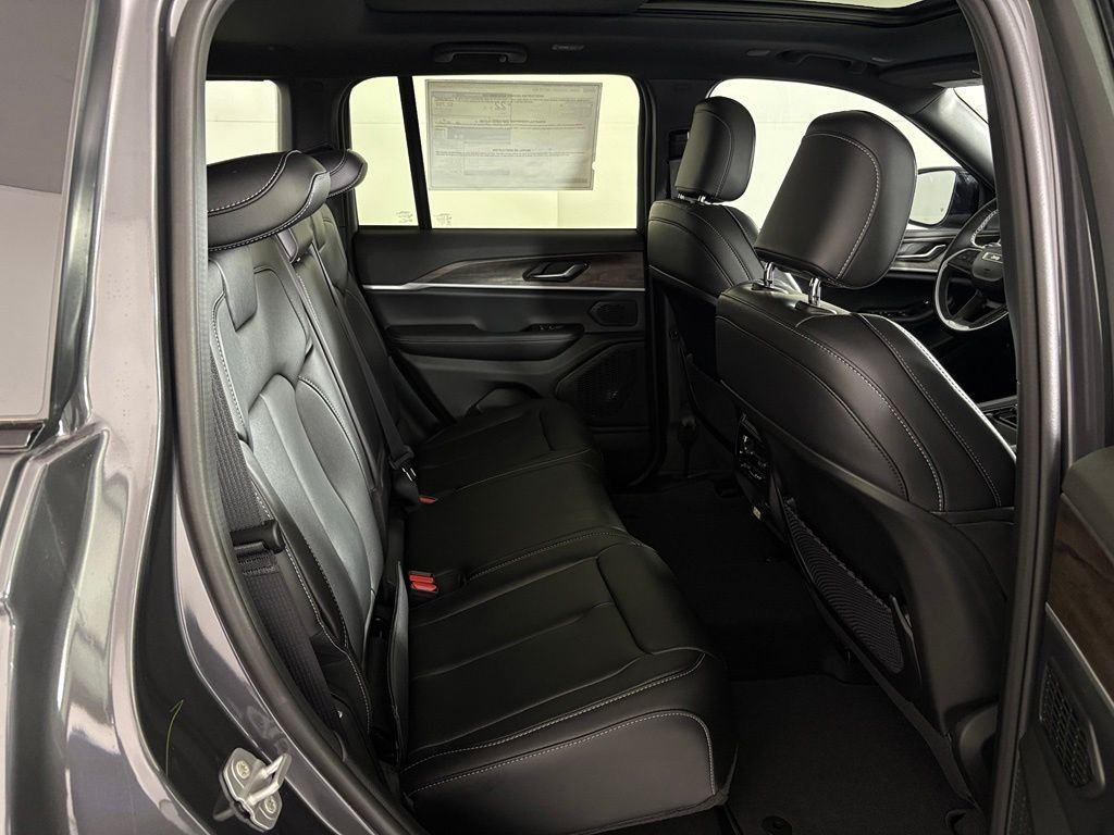 New 2026 Baltic Gray Metallic Clearcoat Jeep Limited image 39