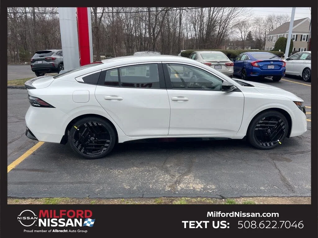 Used 2026 White Nissan SR image 6