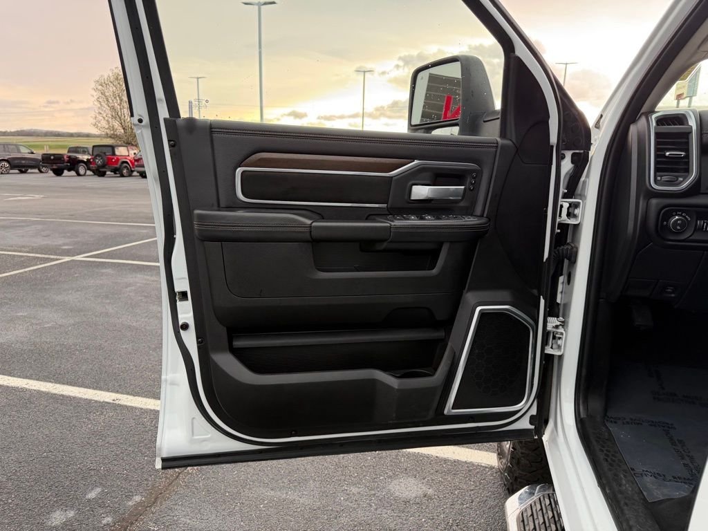 Used 2024 White Ram Laramie image 13
