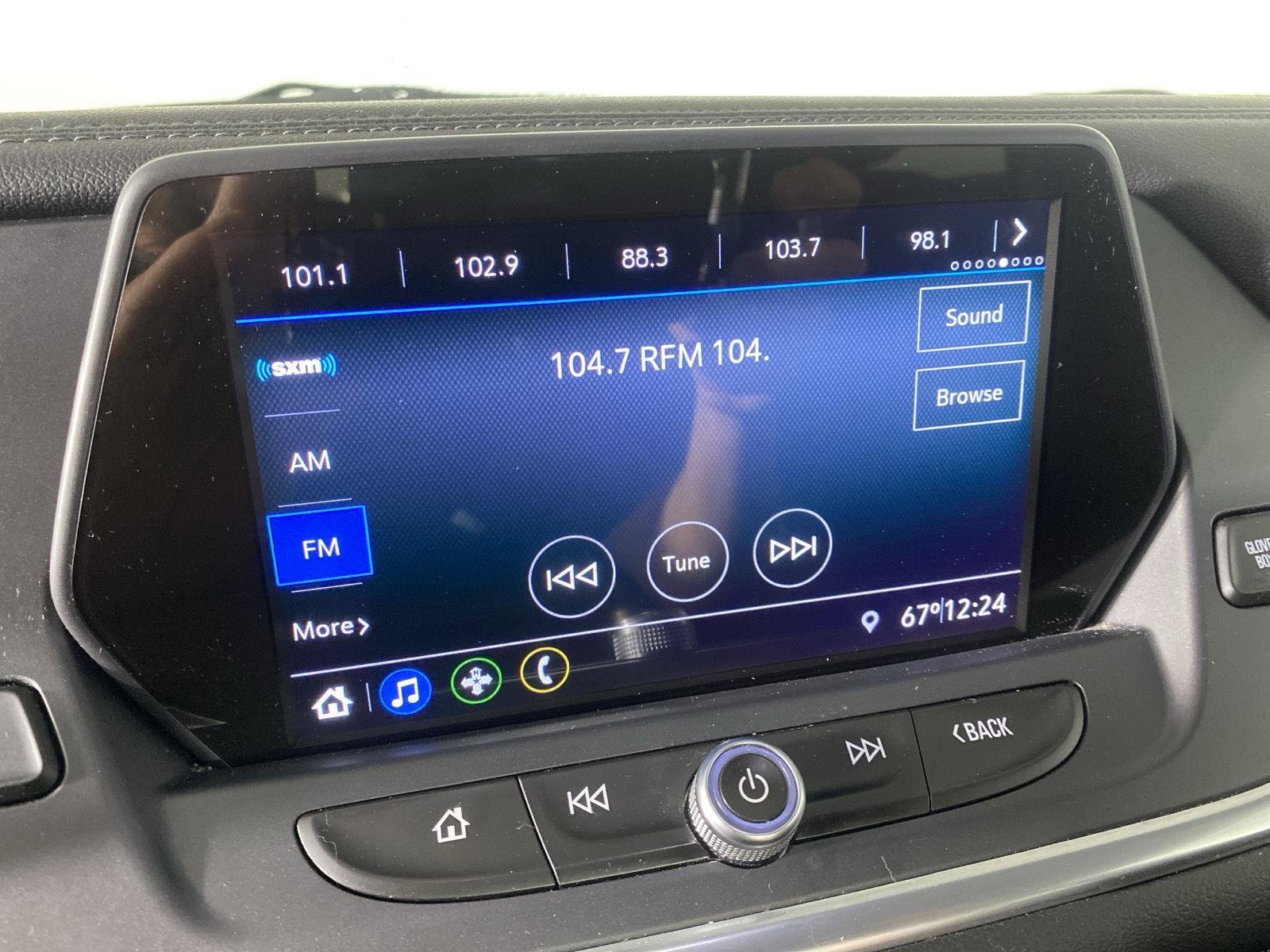 Used 2020 Cajun Red Tintcoat Chevrolet LT image 17