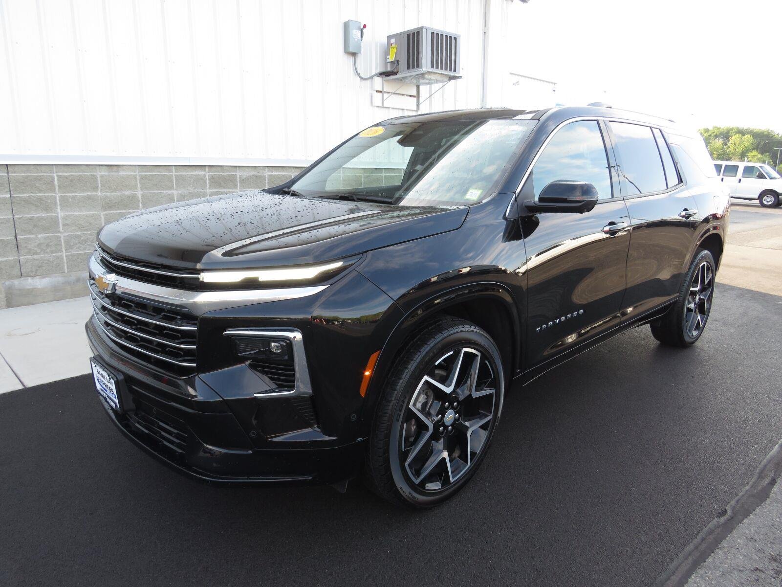 Used 2026 Mosaic Black Metallic Chevrolet AWD High Country image 13