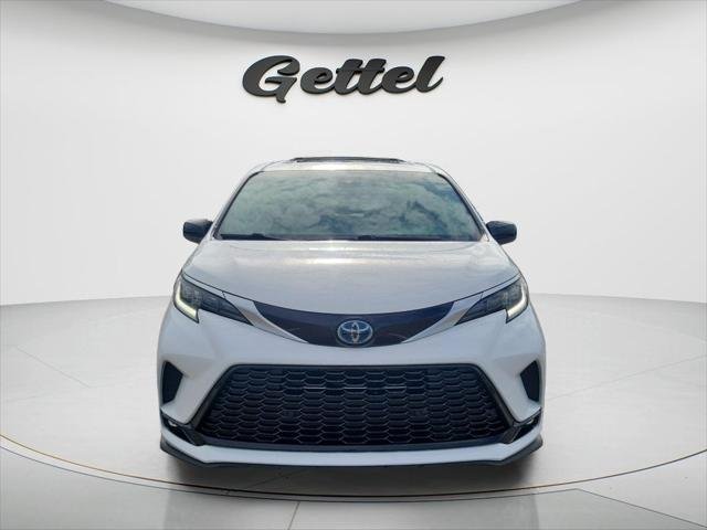 Certified Used 2023 ICE CAP Toyota  image 2