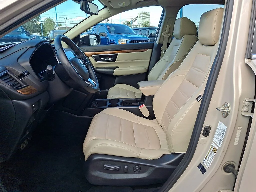 Used 2017 Gold Honda EX-L image 13
