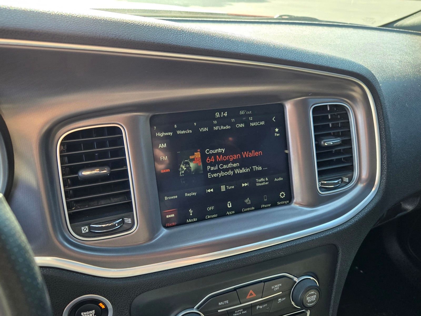 2019 Dodge Charger R/T photo 6