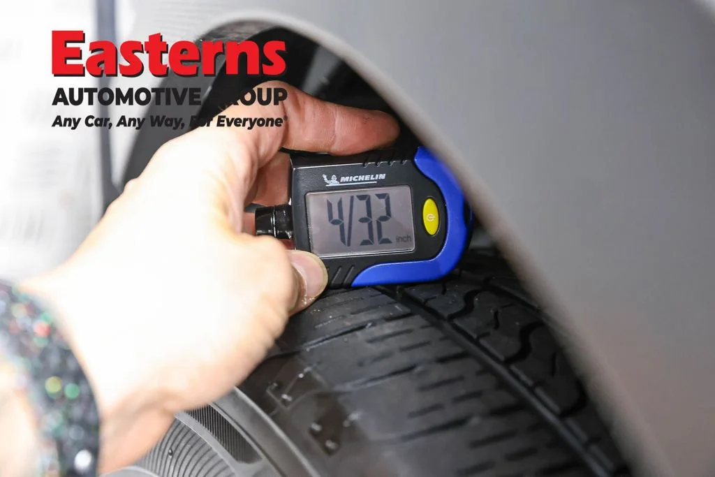 Used 2022 Blue Subaru Base image 27