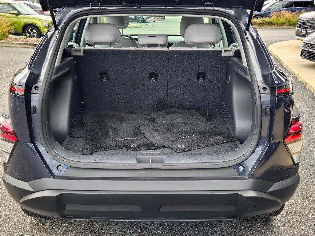 Certified Used 2024 Denim Blue Pearl Hyundai SE image 11